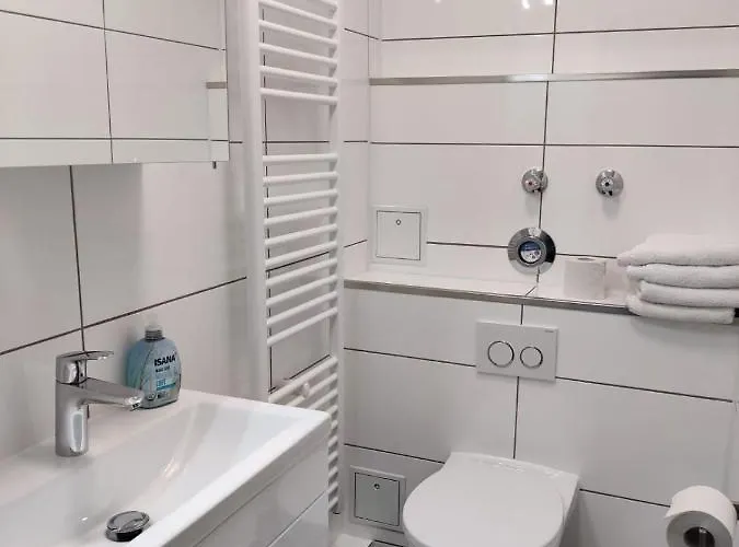 Schicke In Stadtnaehe Apartman